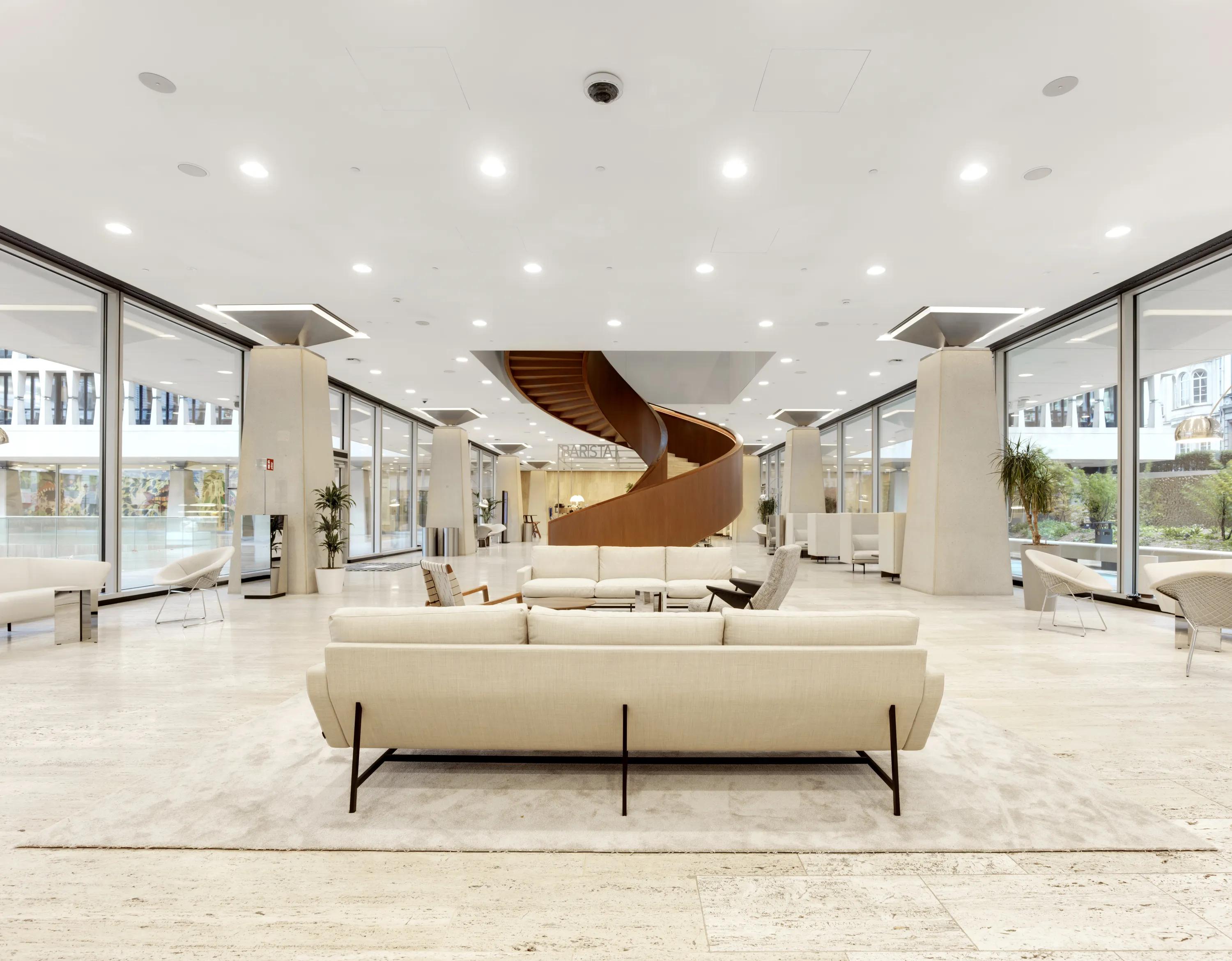 A lobby with fire-rated ceiling solution Rockfon Mono Acoustic.