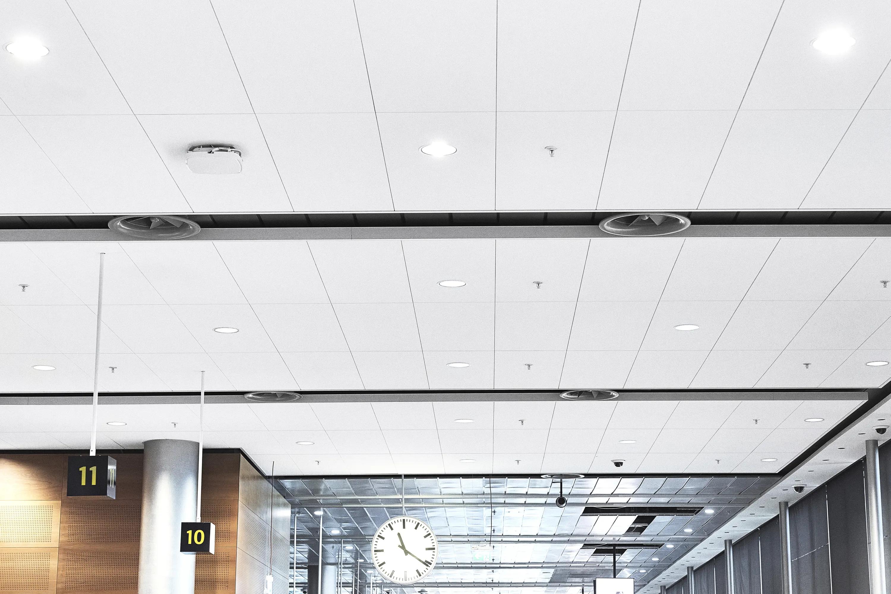 Floating ceiling raft for open plenum ceiling design using Rockfon OneFrame