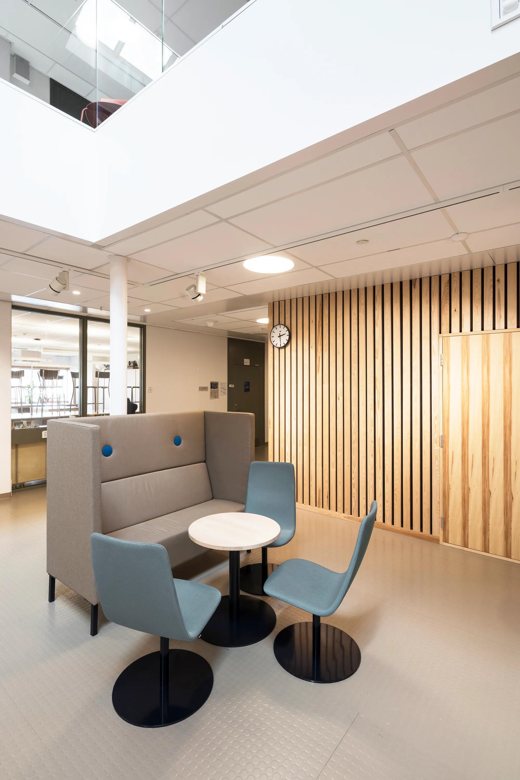 Adolfsberg Passive House School Design | Case Studies