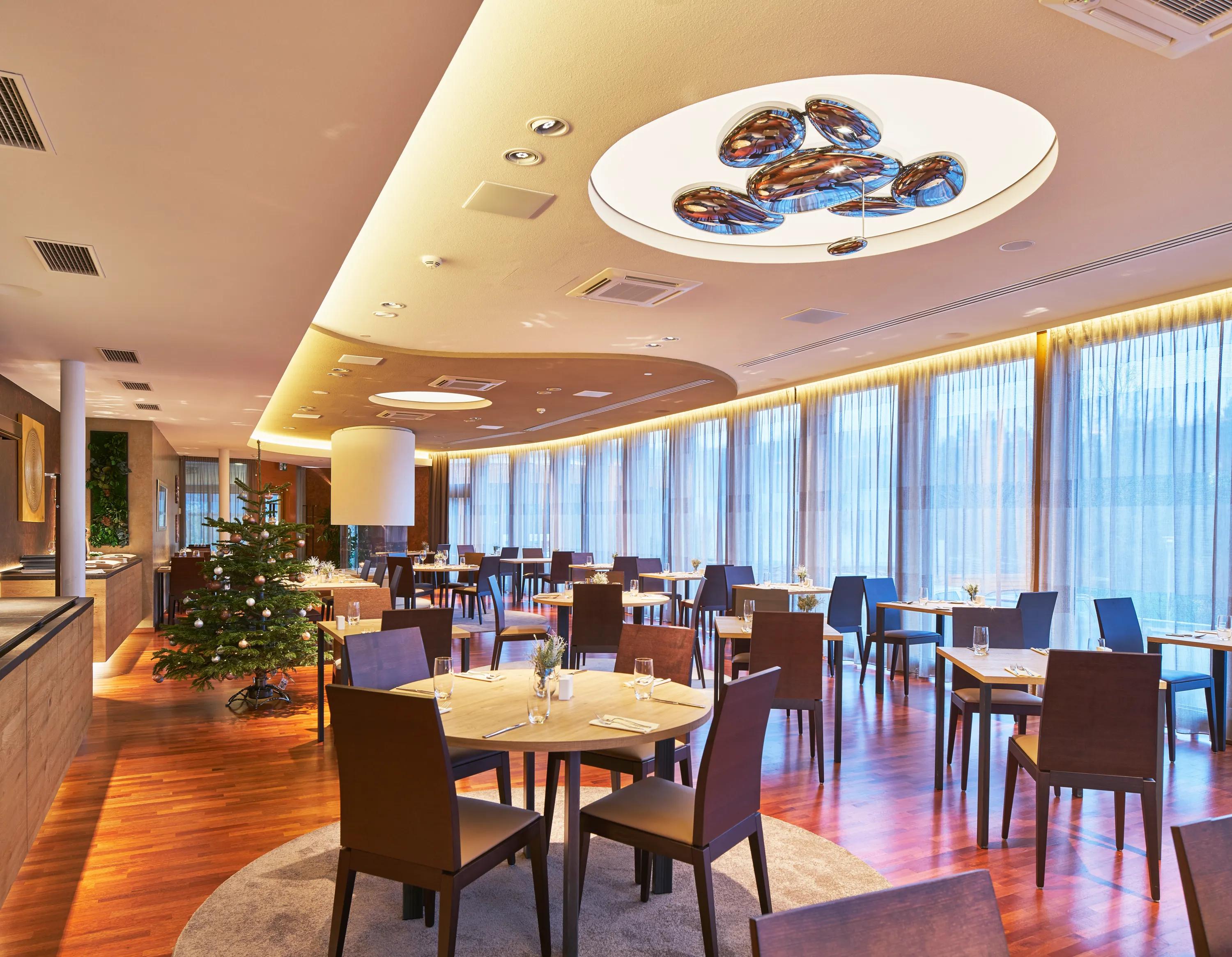 Beige hotel ceiling at Maximus Hotel Restaurant,Czech Republic,Brno,100m²,Ing. Arch. Alena Zemanová,Arch.Design s.r.o.,Bartosz Makowski,ROCKFON Mono Acoustic,mocha