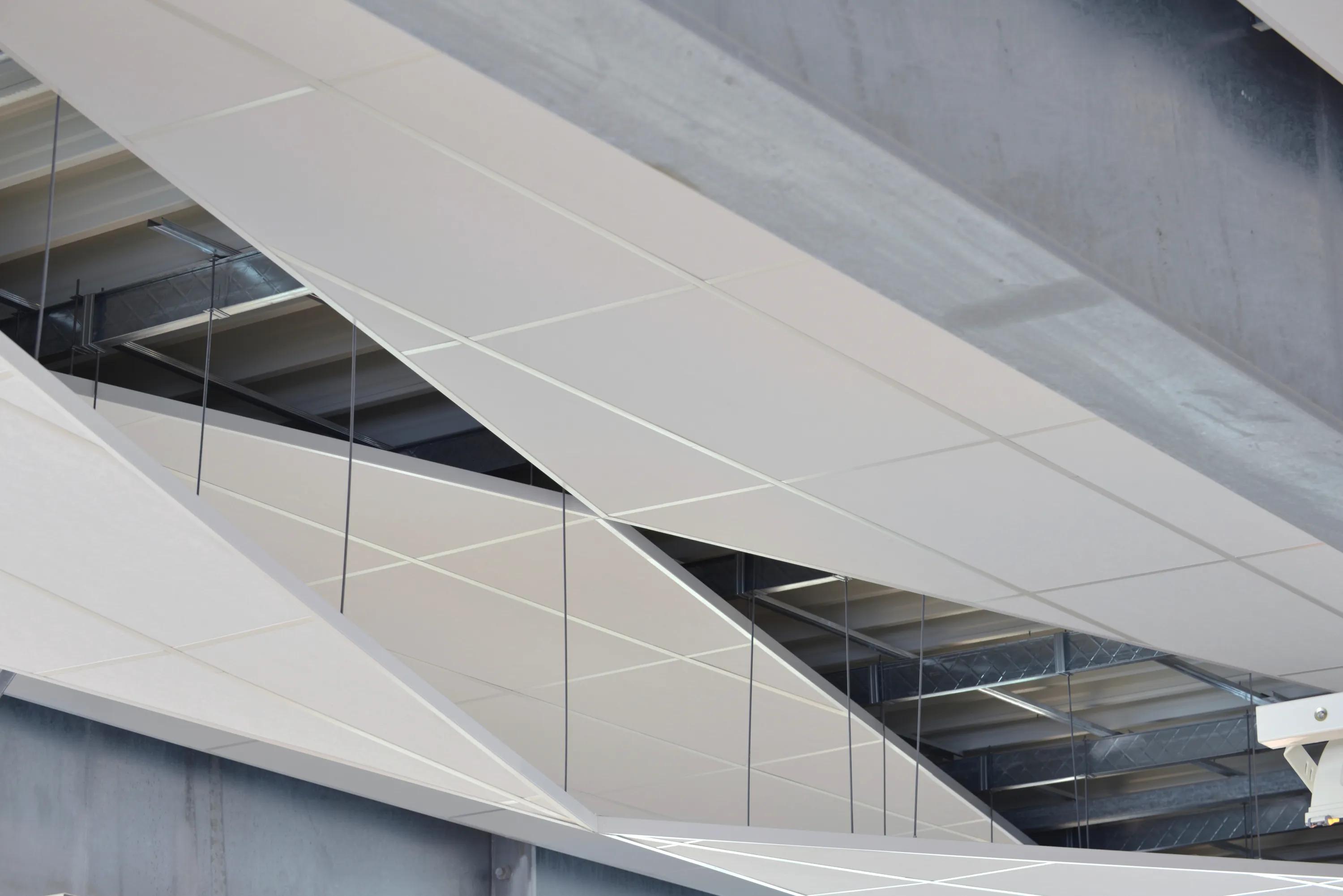 Chicago Metallic T24 Click C2890 ECR Class C | Ceiling Grid