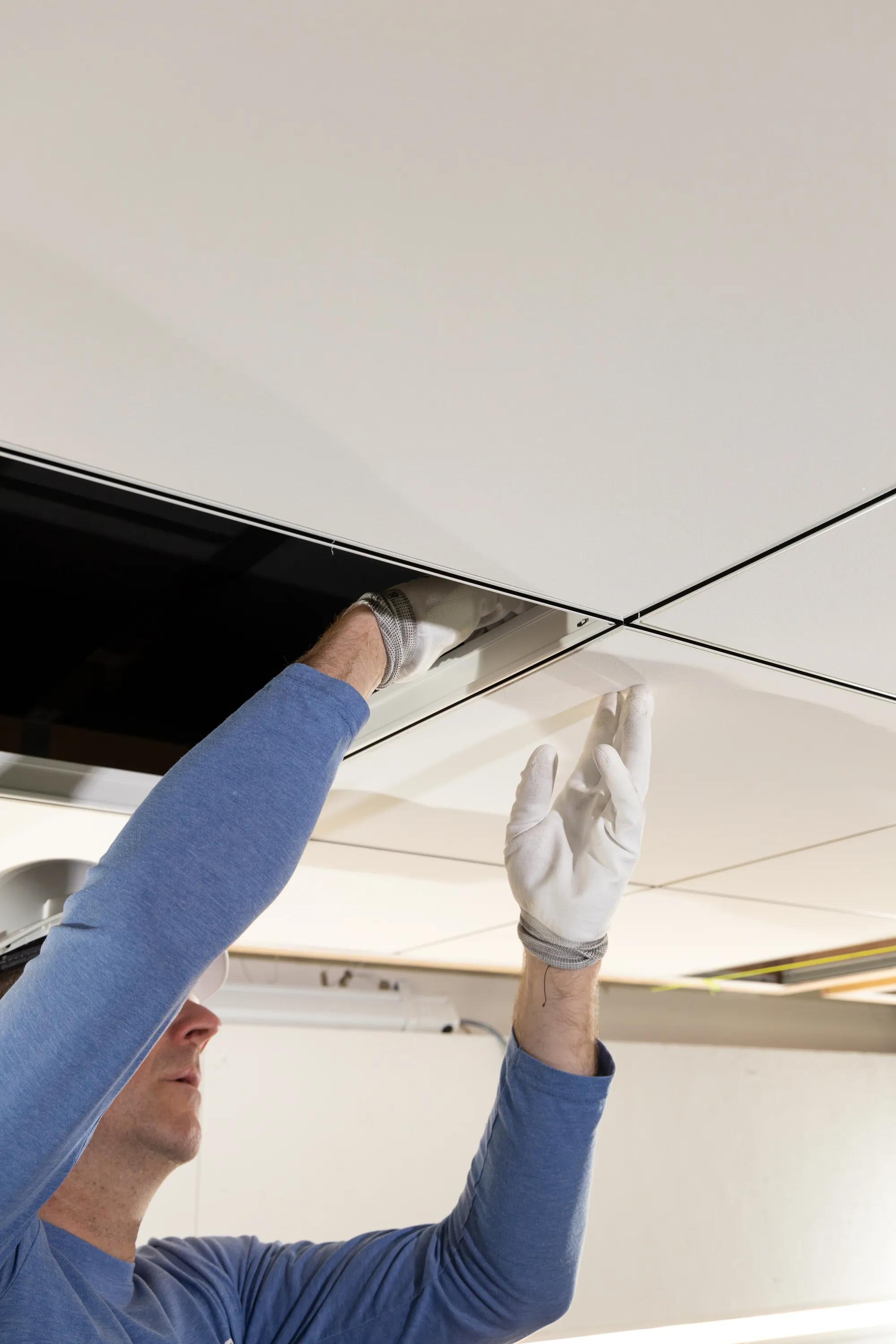 Chicago Metallic Ultraline 3500 | Two-Tone Ceiling Grid