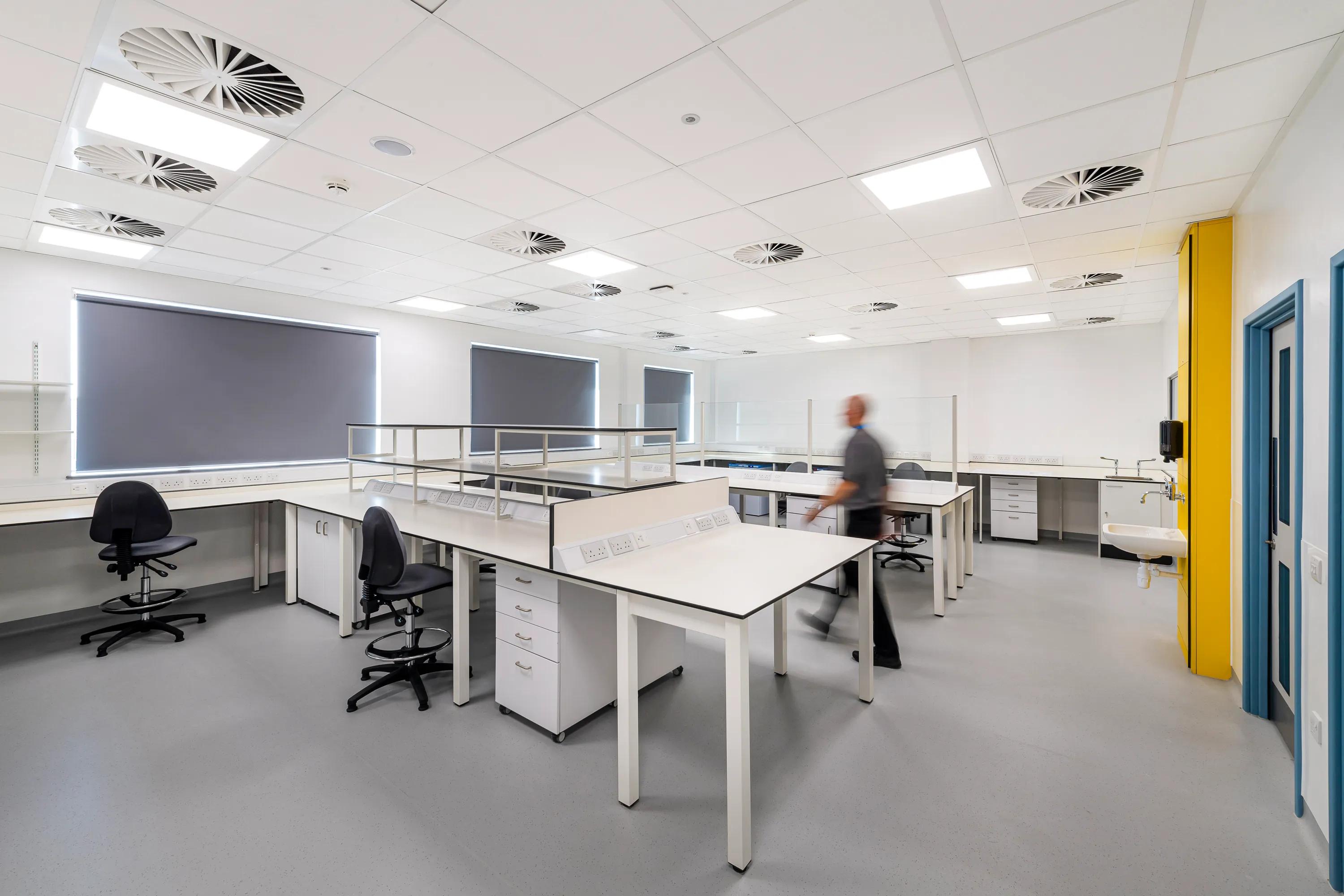 Rockfon MediCare® Plus | Cleanroom Ceiling Tiles