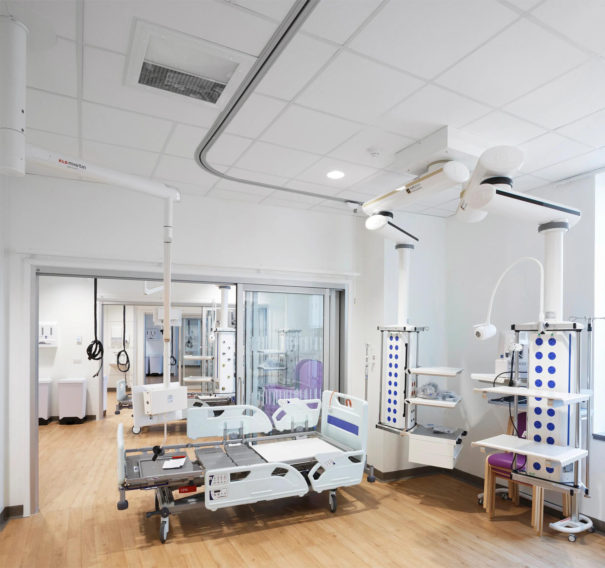 Rockfon MediCare® Standard | Cleanroom Acoustic Ceiling Tiles