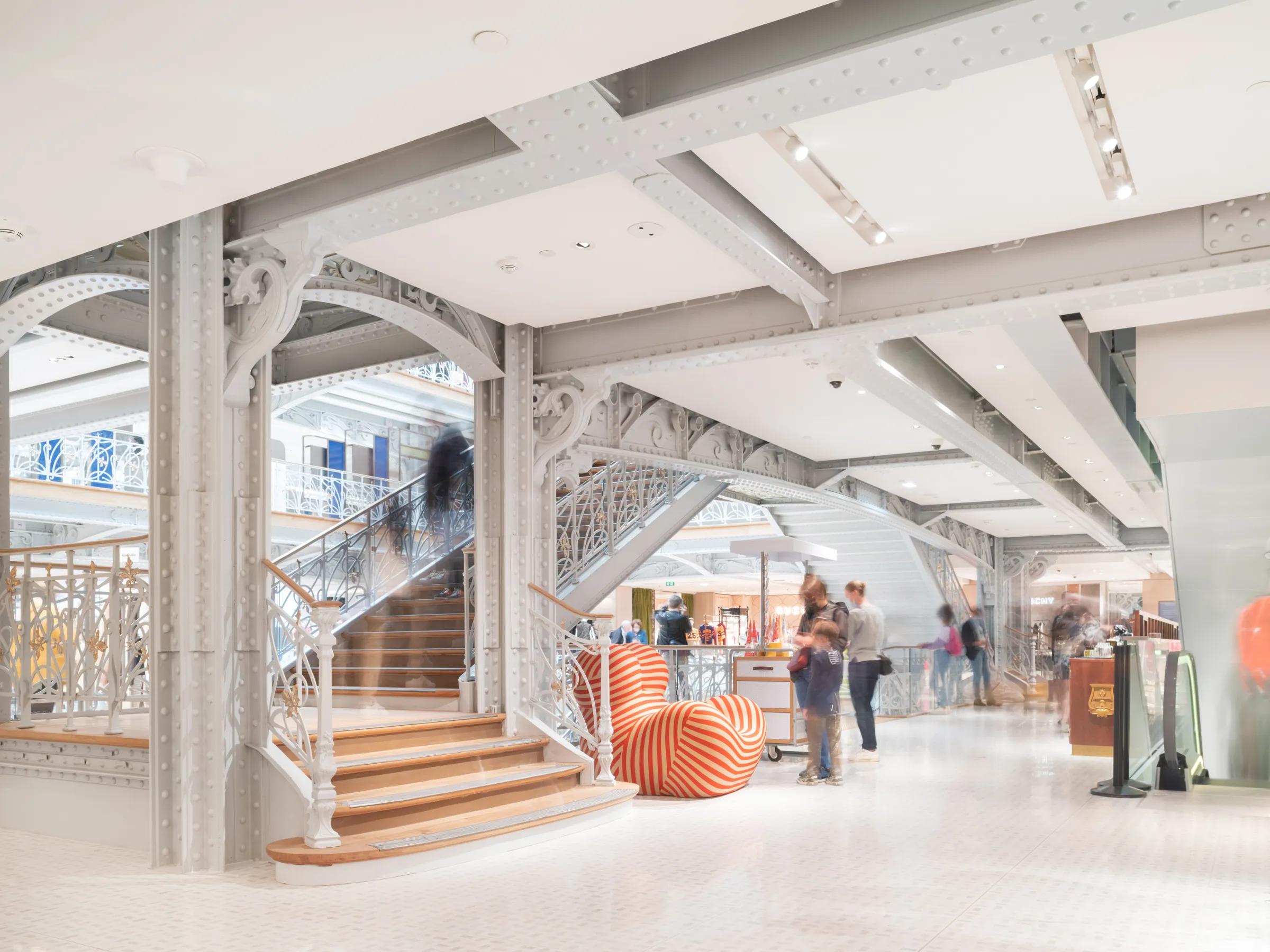 La Samaritaine Department Store in Paris, France Breeam-certified building with acoustic ceilings