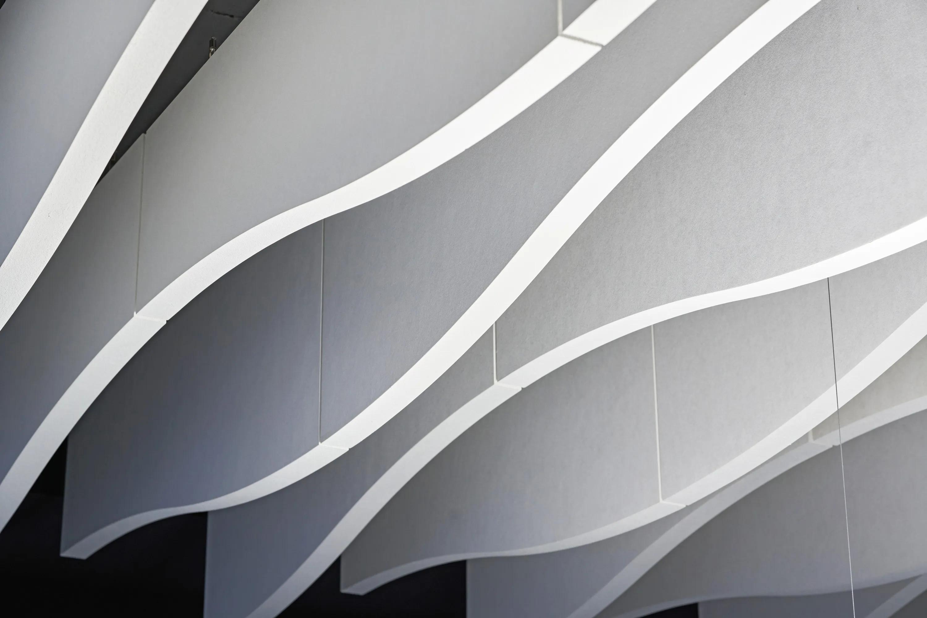 Rockfon Contour® | Wave Baffles & Straight Ceiling Baffles
