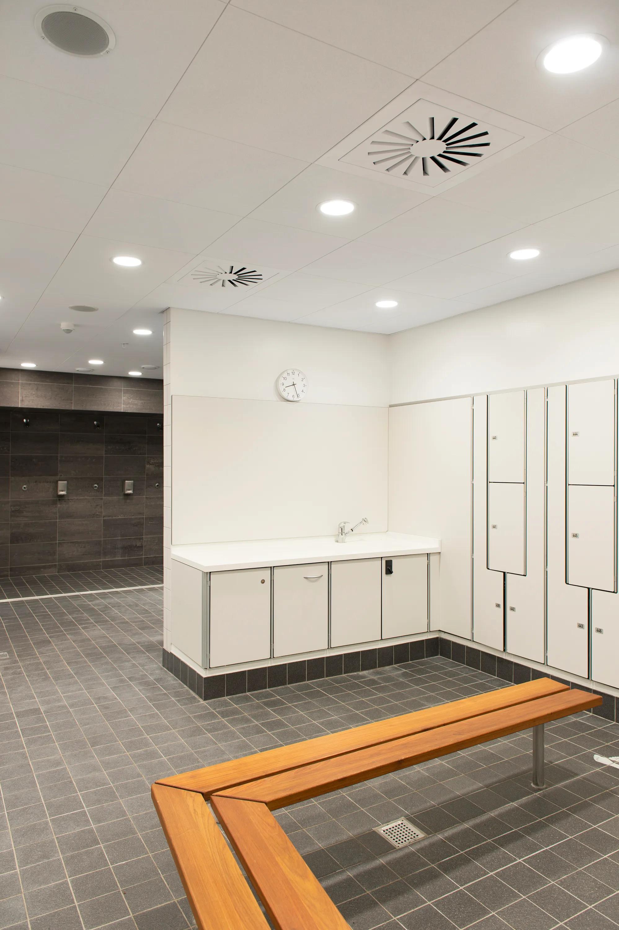 Chicago Metallic T24 Click D2890 ECR Class D | Ceiling Grid