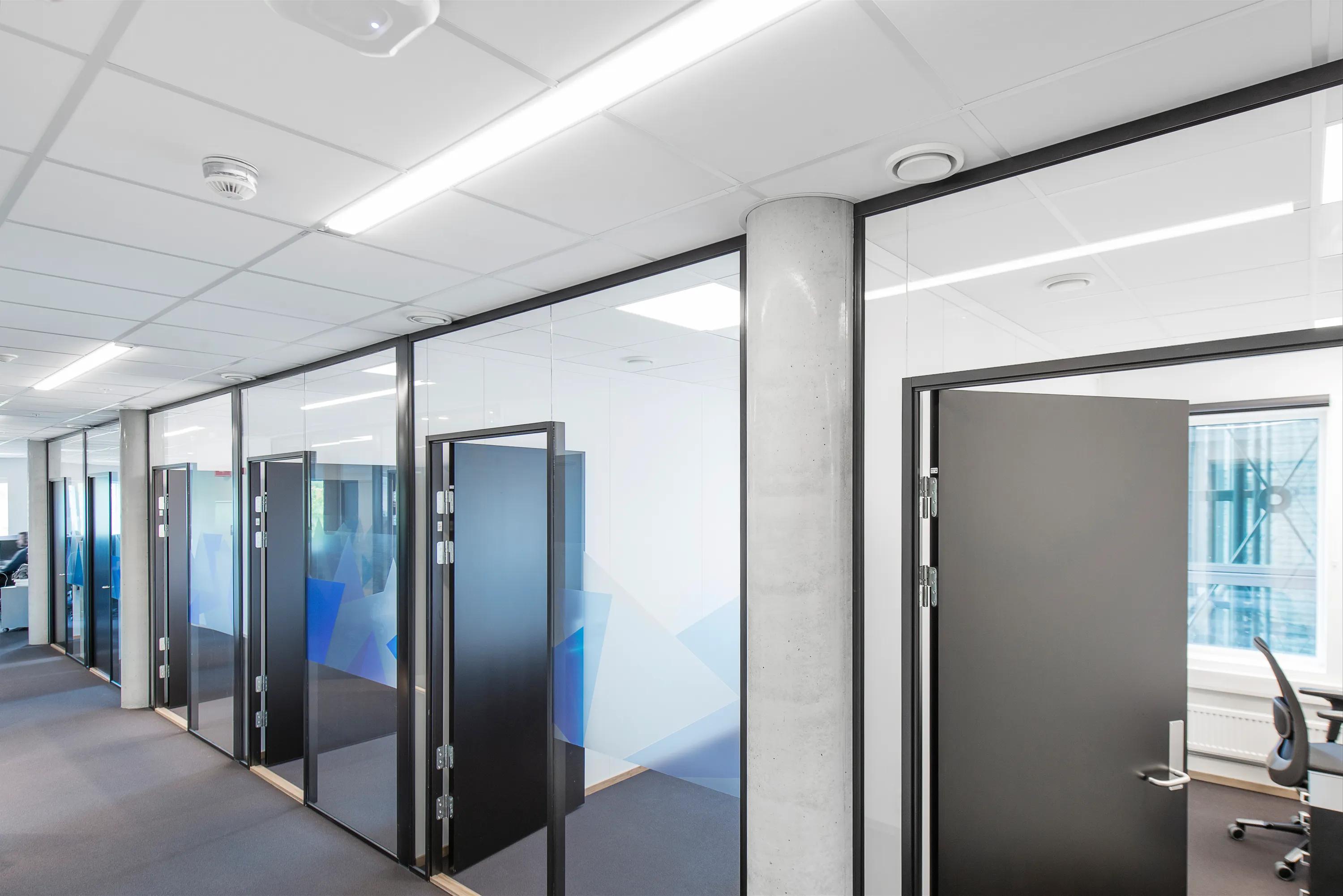 Rockfon Blanka® dB 43 | Sound Insulating Acoustic Ceiling Tiles