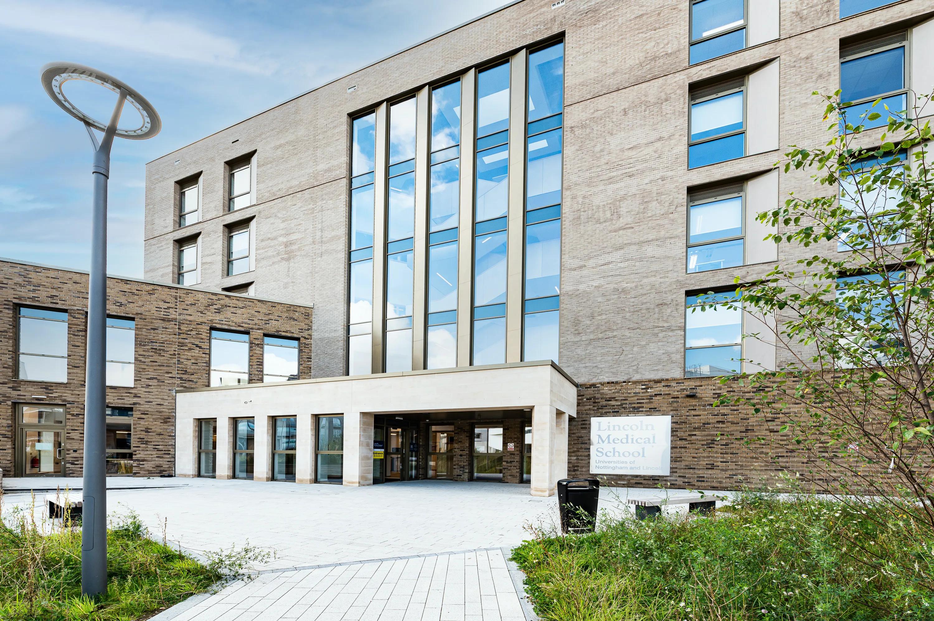 Lincoln University Medical School Design | Case Studies