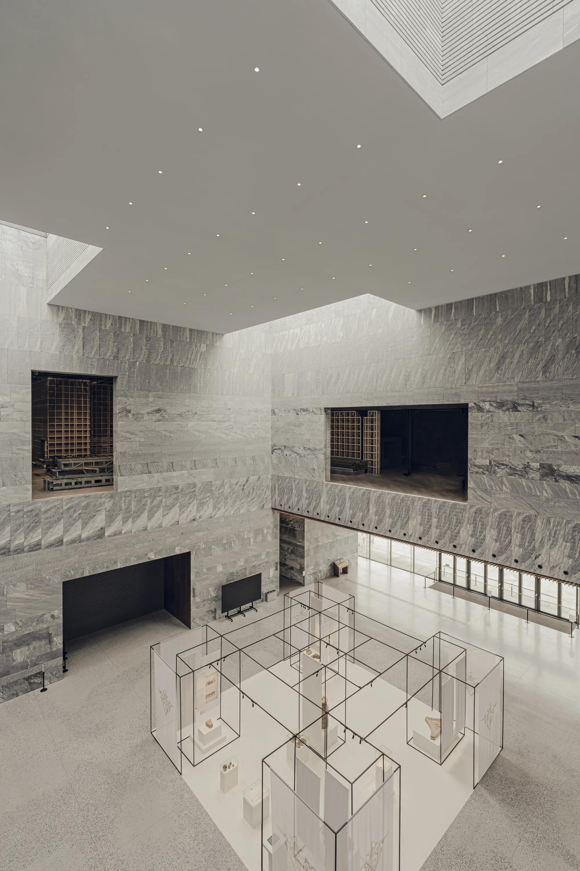 A Rockfon Chicago Metallic suspended ceiling grid.