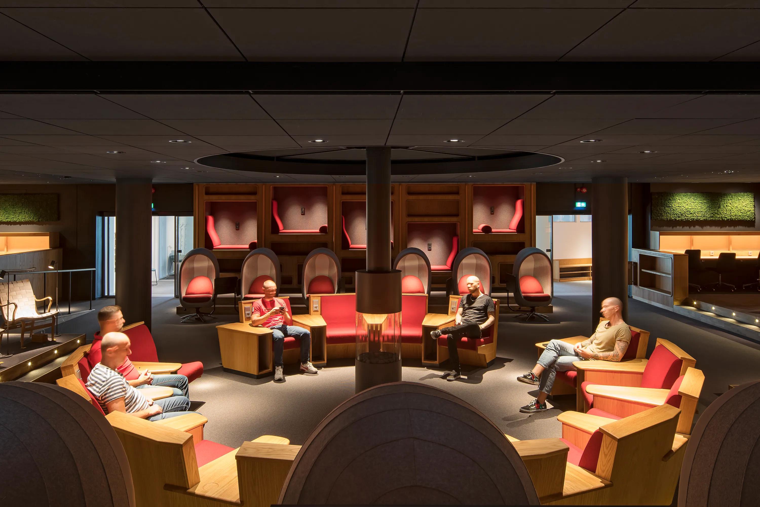 Library acoustics optimised with acoustic design.