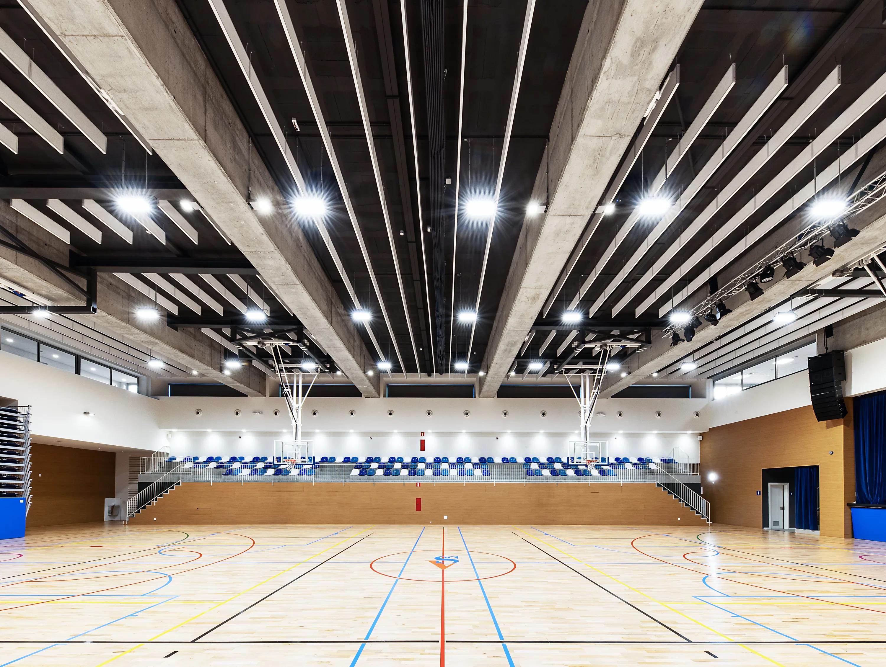 Sport hall in American School of Barcelona in Barcelona Spain with a baffle ceiling