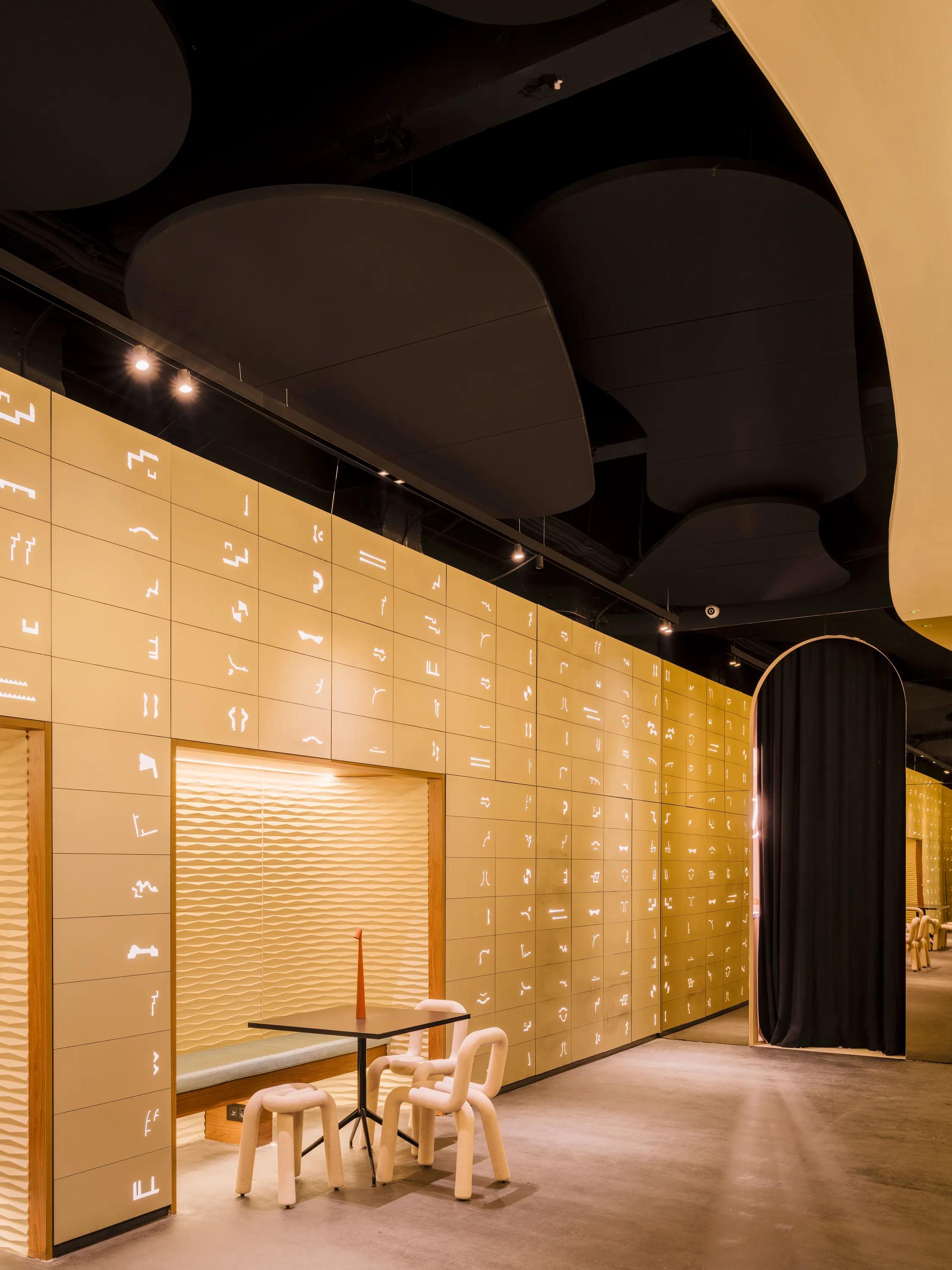 Rockfon® Eclipse Colour | Coloured Floating Ceiling Panelsv